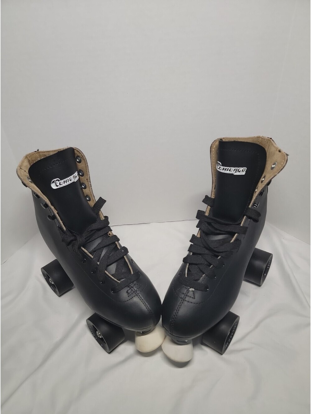CHICAGO SKATES Men's Premium Size 7 Classic Black